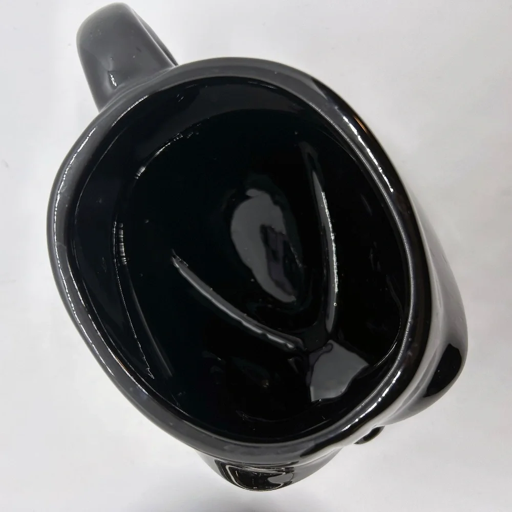 Star Wars 3D sculpted Darth Vader Mug with lid - Picture 5 of 5